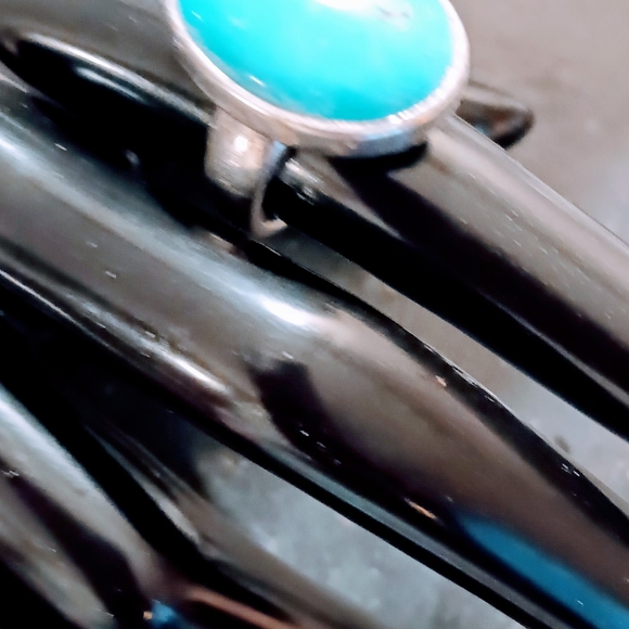 Vintage Native Western handmade Turquoise Gemstone and Sterling Silver Sz 8 Ring - Picture 5 of 7
